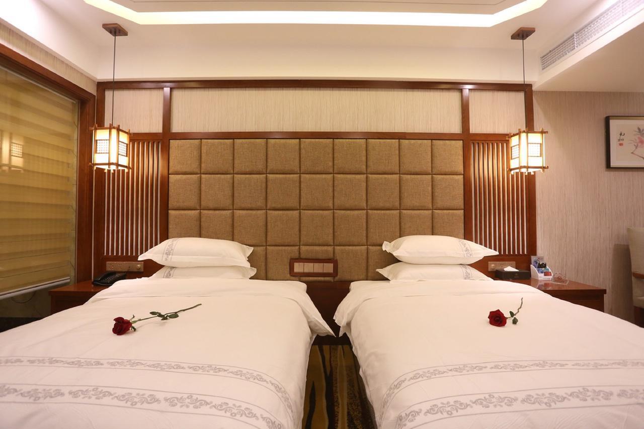Mingshan Hotel Ченду Екстер'єр фото