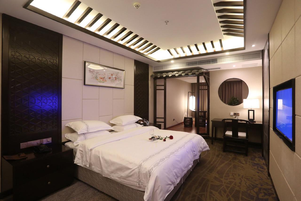 Mingshan Hotel Ченду Екстер'єр фото