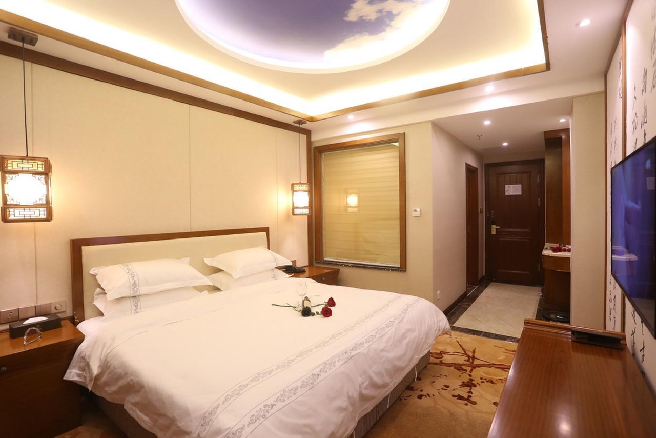 Mingshan Hotel Ченду Екстер'єр фото