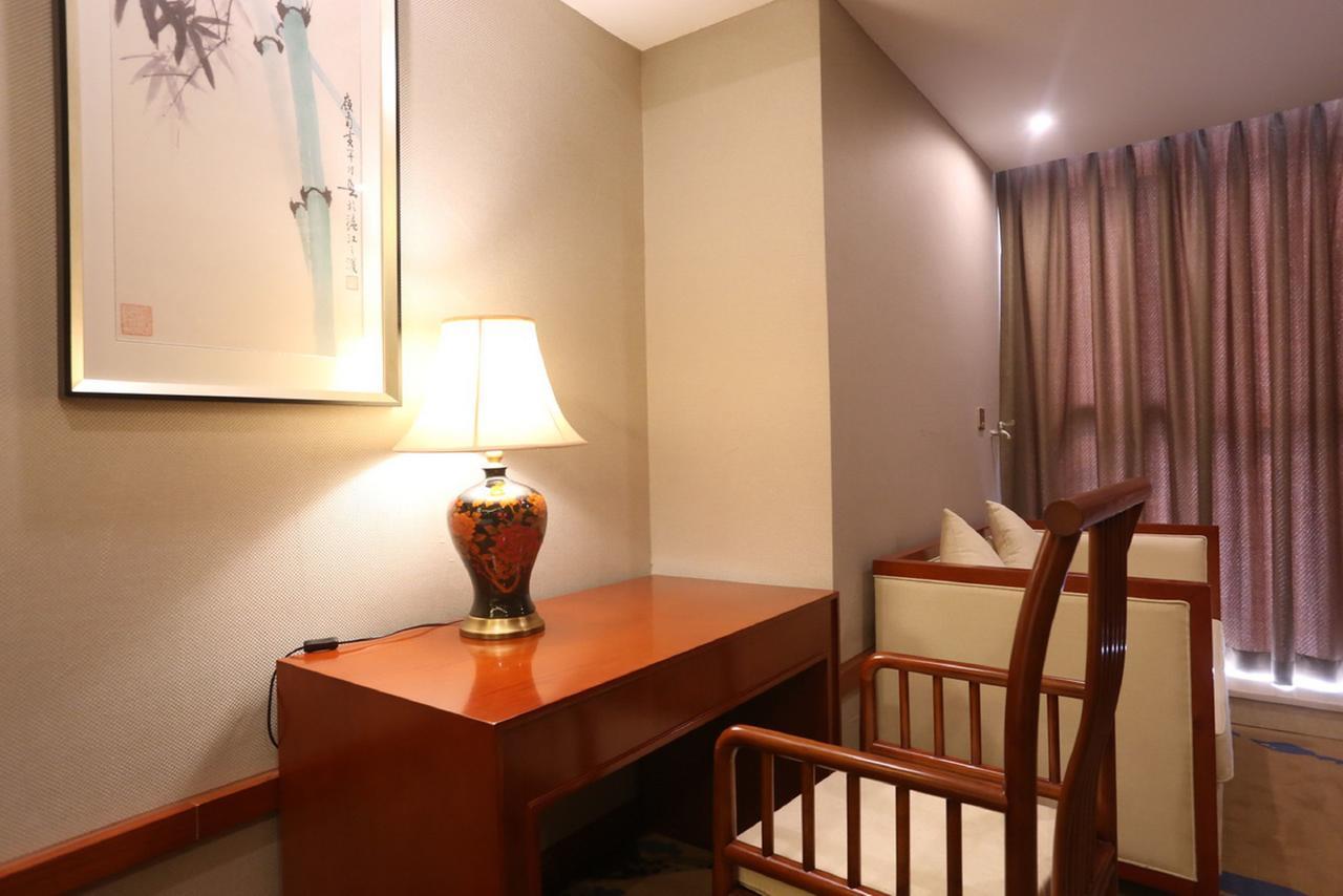 Mingshan Hotel Ченду Екстер'єр фото