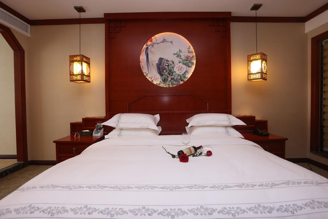 Mingshan Hotel Ченду Екстер'єр фото